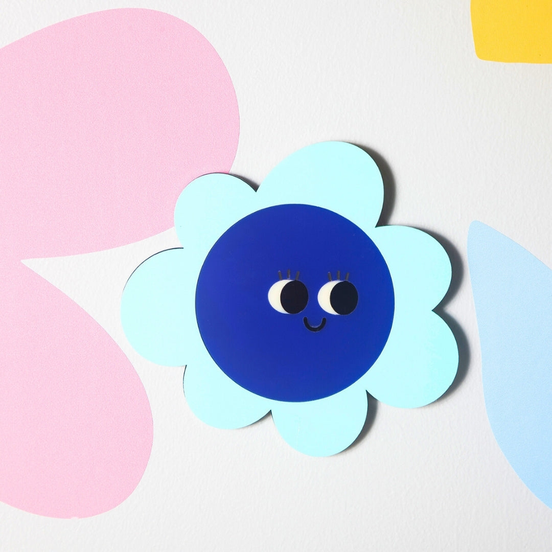Lola Wall / Magnet smile in Blue / Blue-Little Fish Co.