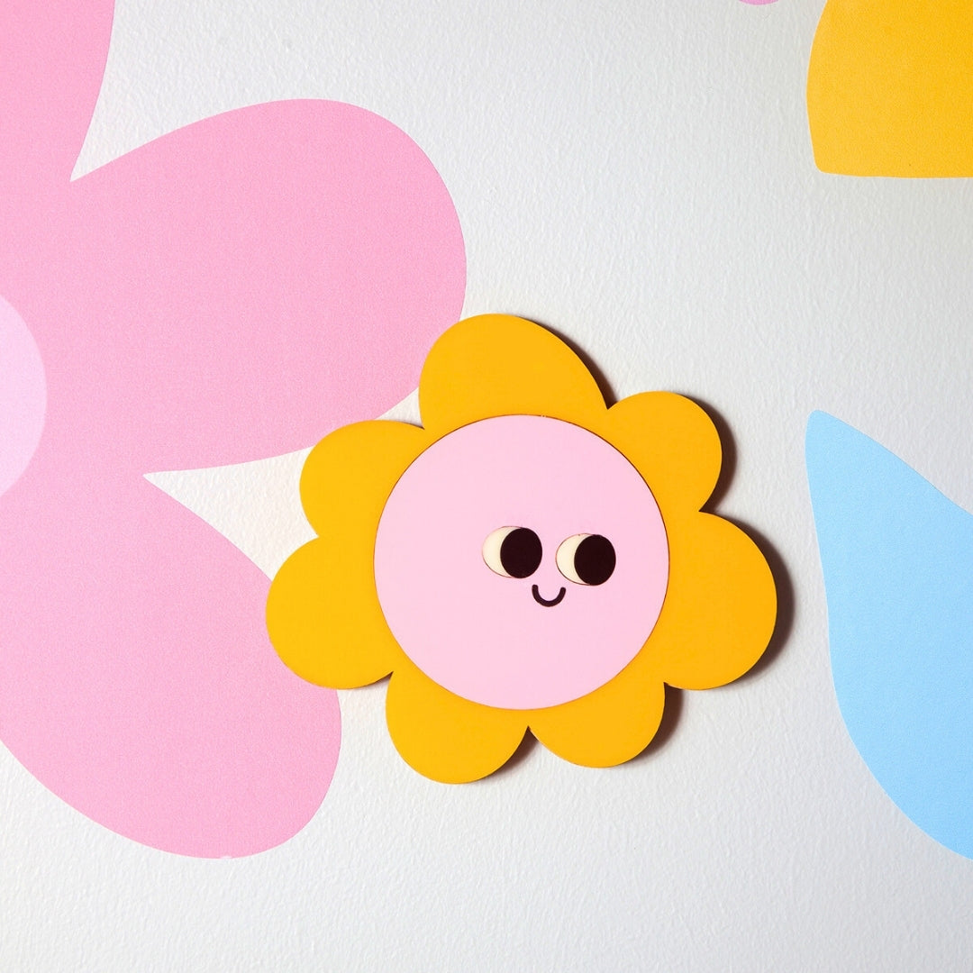Lola Wall / Magnet smile in yellow / pink-Little Fish Co.