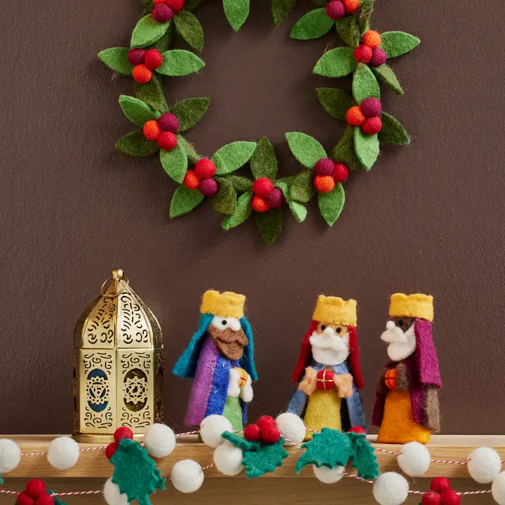 Felt Berry Wreath Small-Little Fish Co.