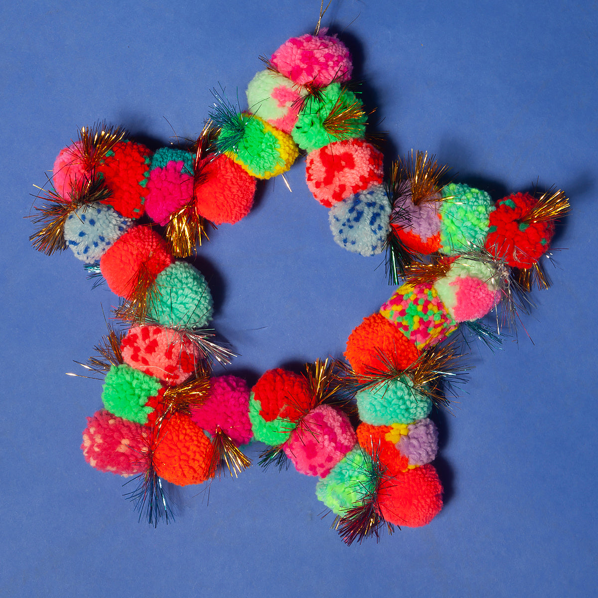 Pom Pom star hanging multi-Little Fish Co.