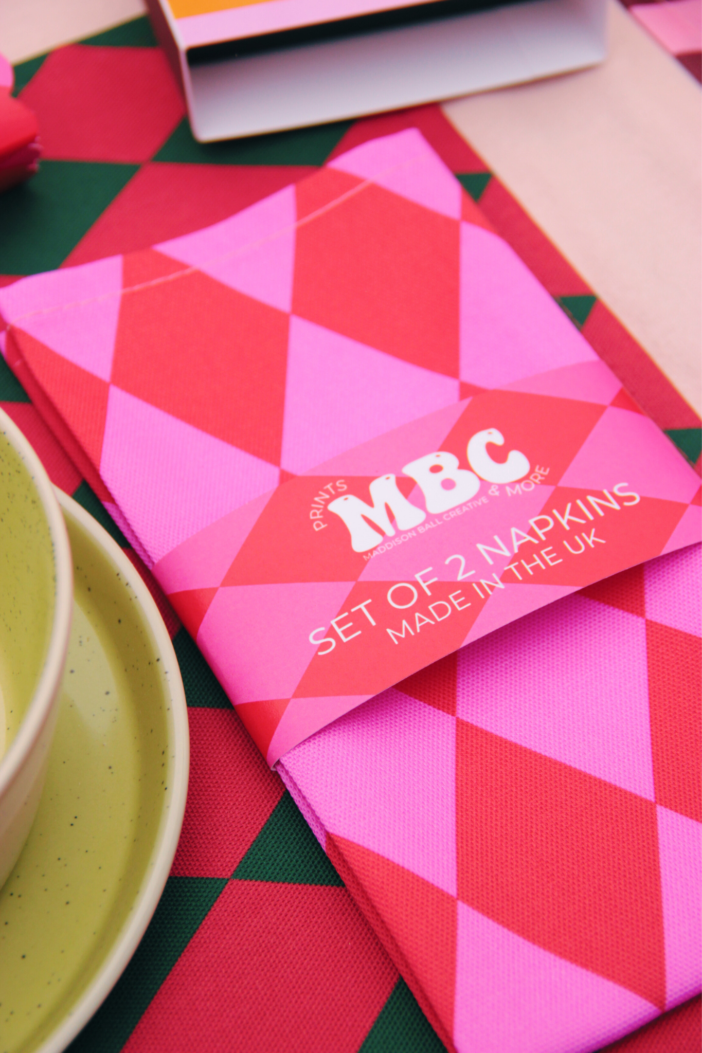 Red & Pink Placemat/Napkin x 2 (Ships September)-Top 30 Christmas-Little Fish Co.