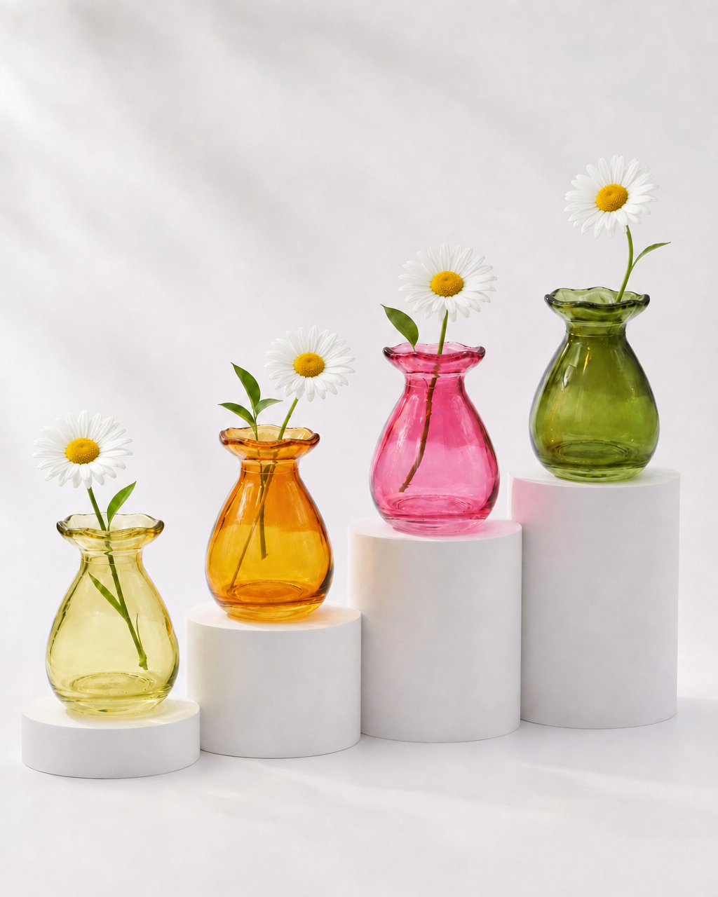 Ruffled rim vase vase - colours assorted