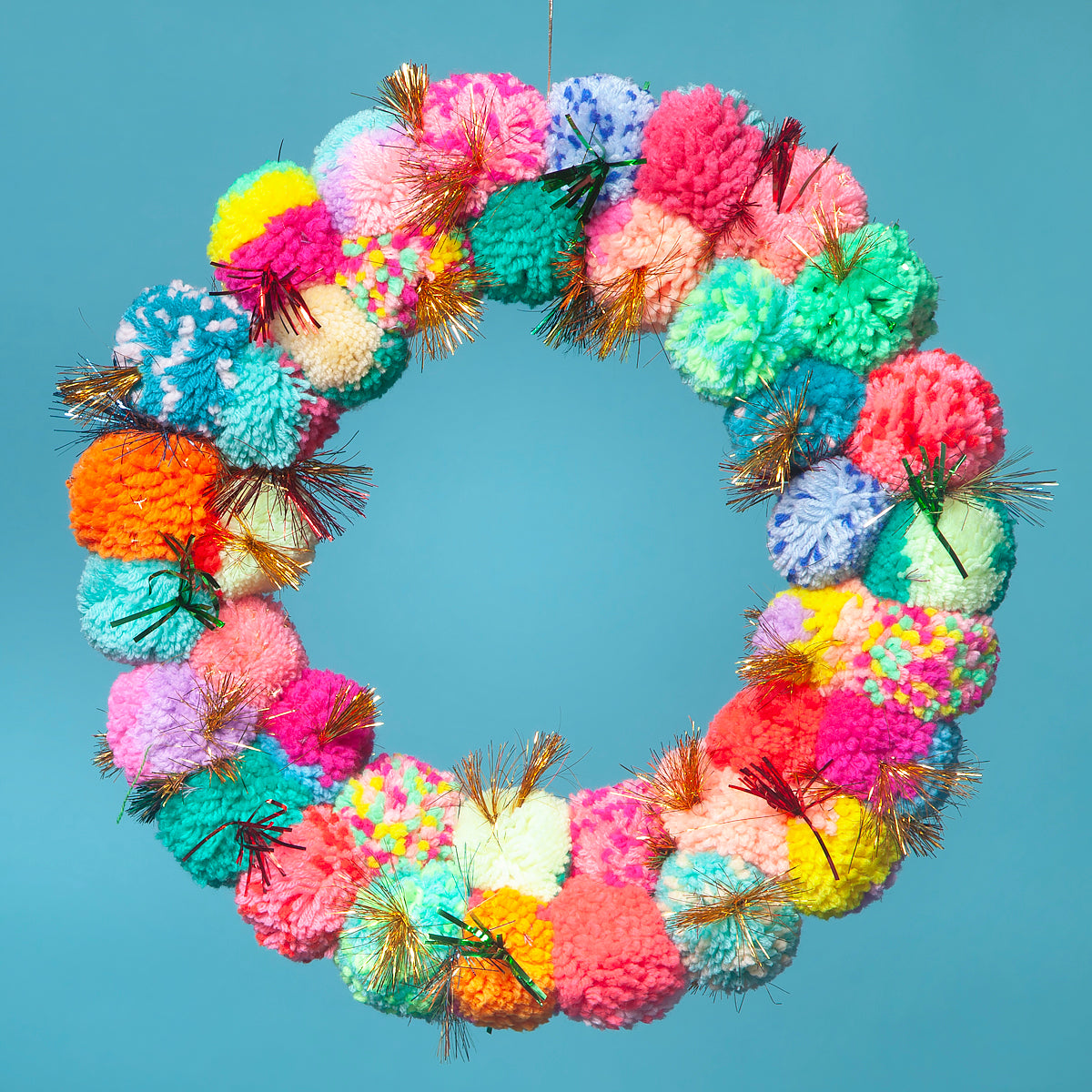 Small Pom Pom wreath with metallic - Multi-Little Fish Co.