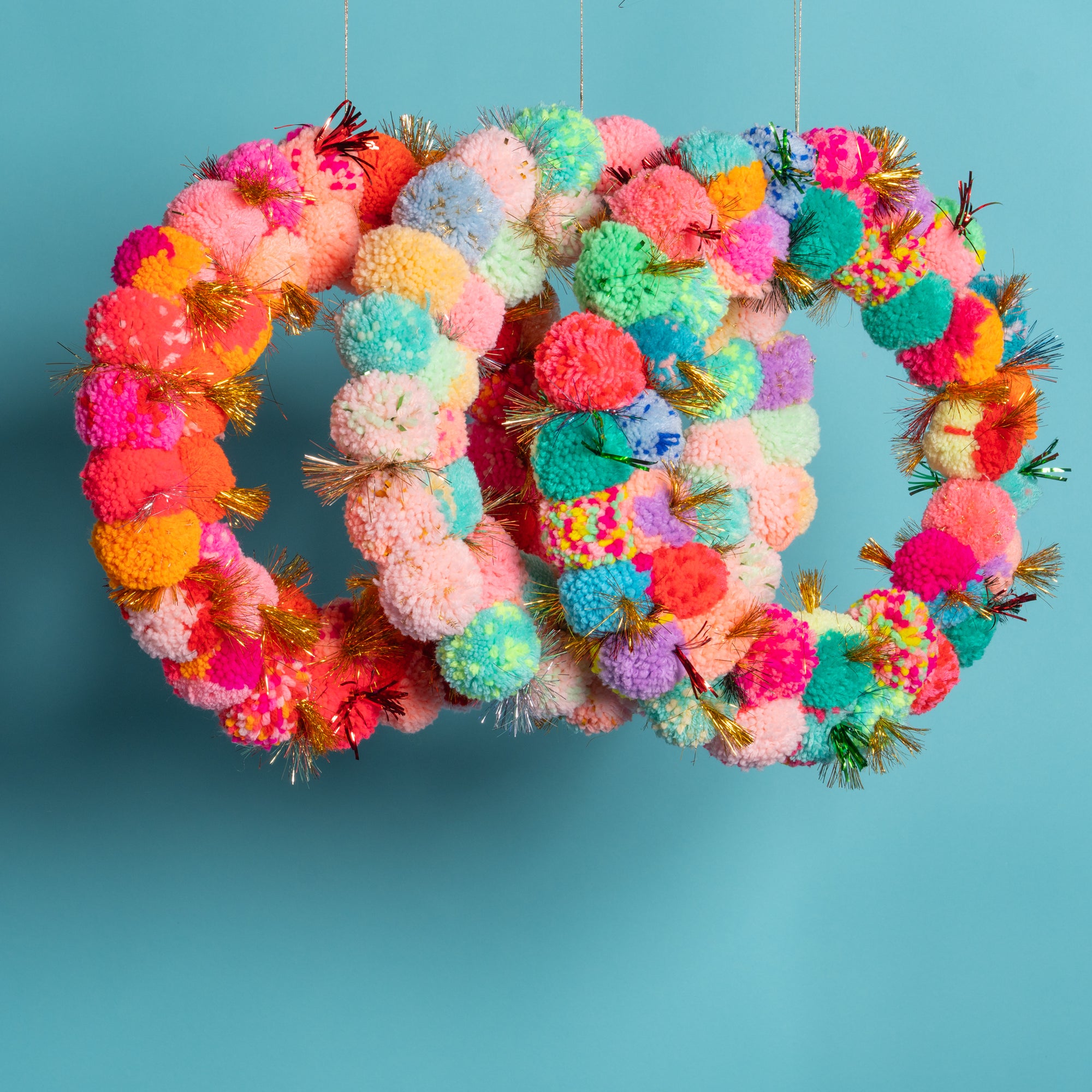 Small Pom Pom wreath with metallic -Pastel-Little Fish Co.