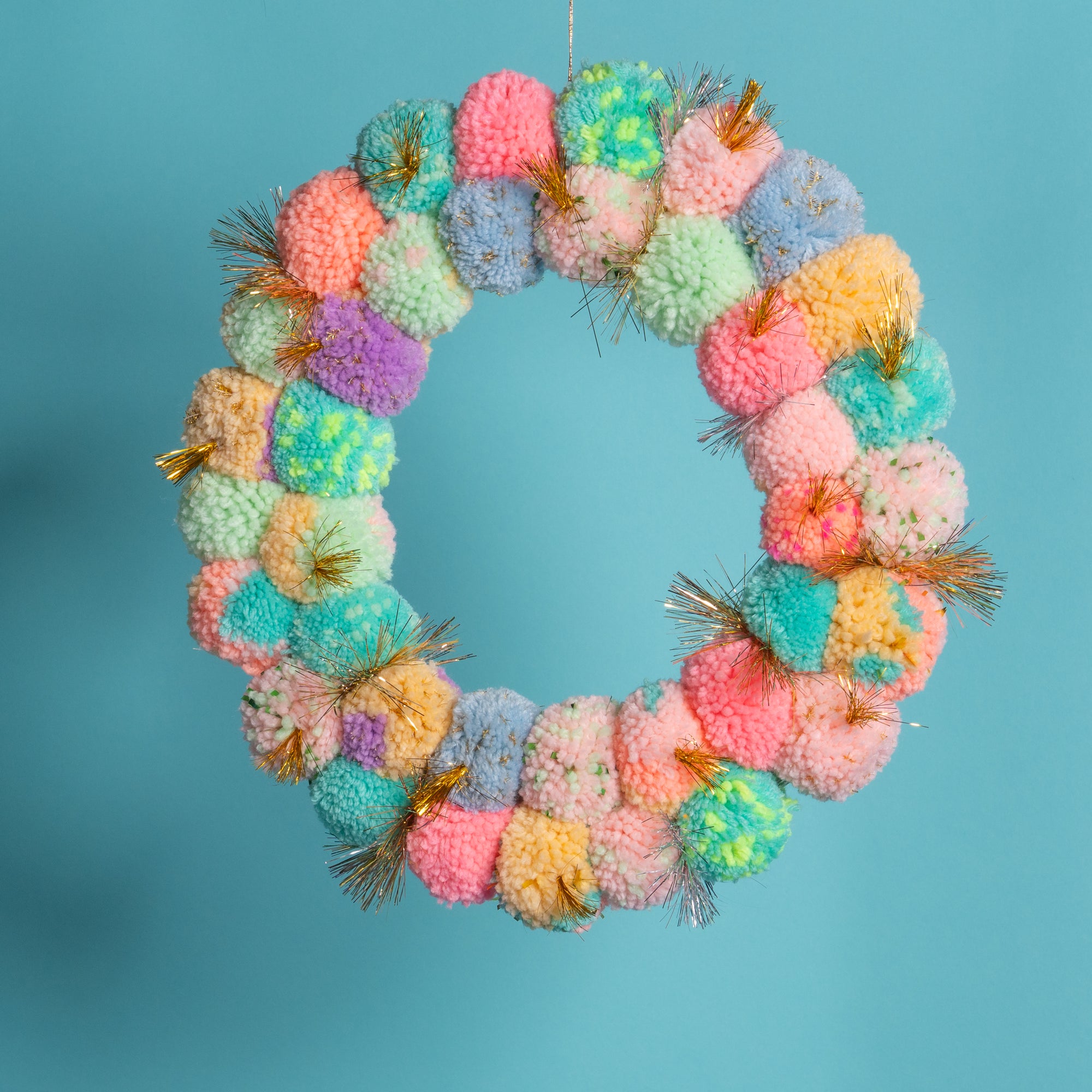 Small Pom Pom wreath with metallic -Pastel-Little Fish Co.