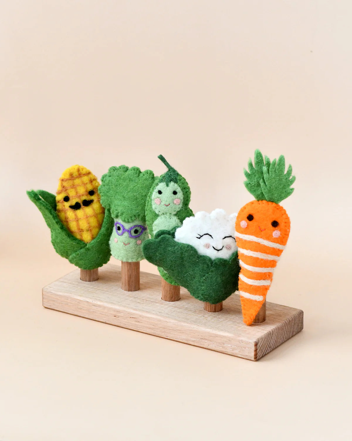 Felt Veggies Finger Puppet Set-Little Fish Co.