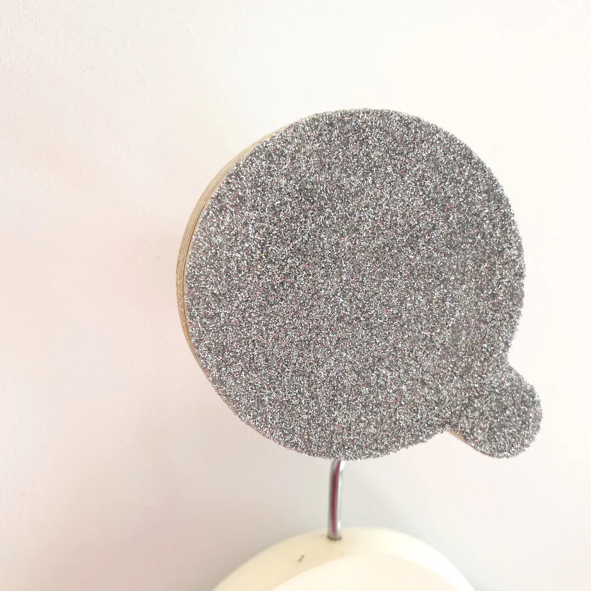 Knobbly Wall Hook - Silver Glitter 'Q'