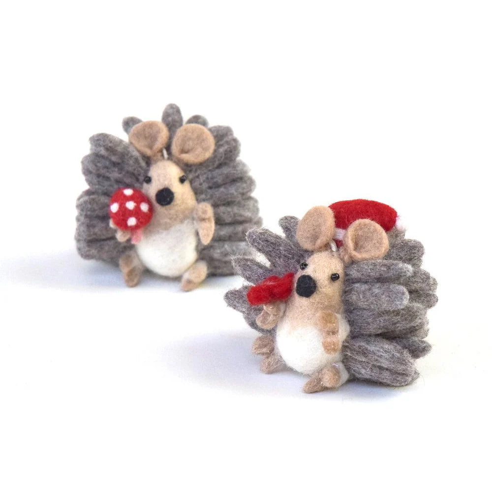 felt hedgehog with flower
