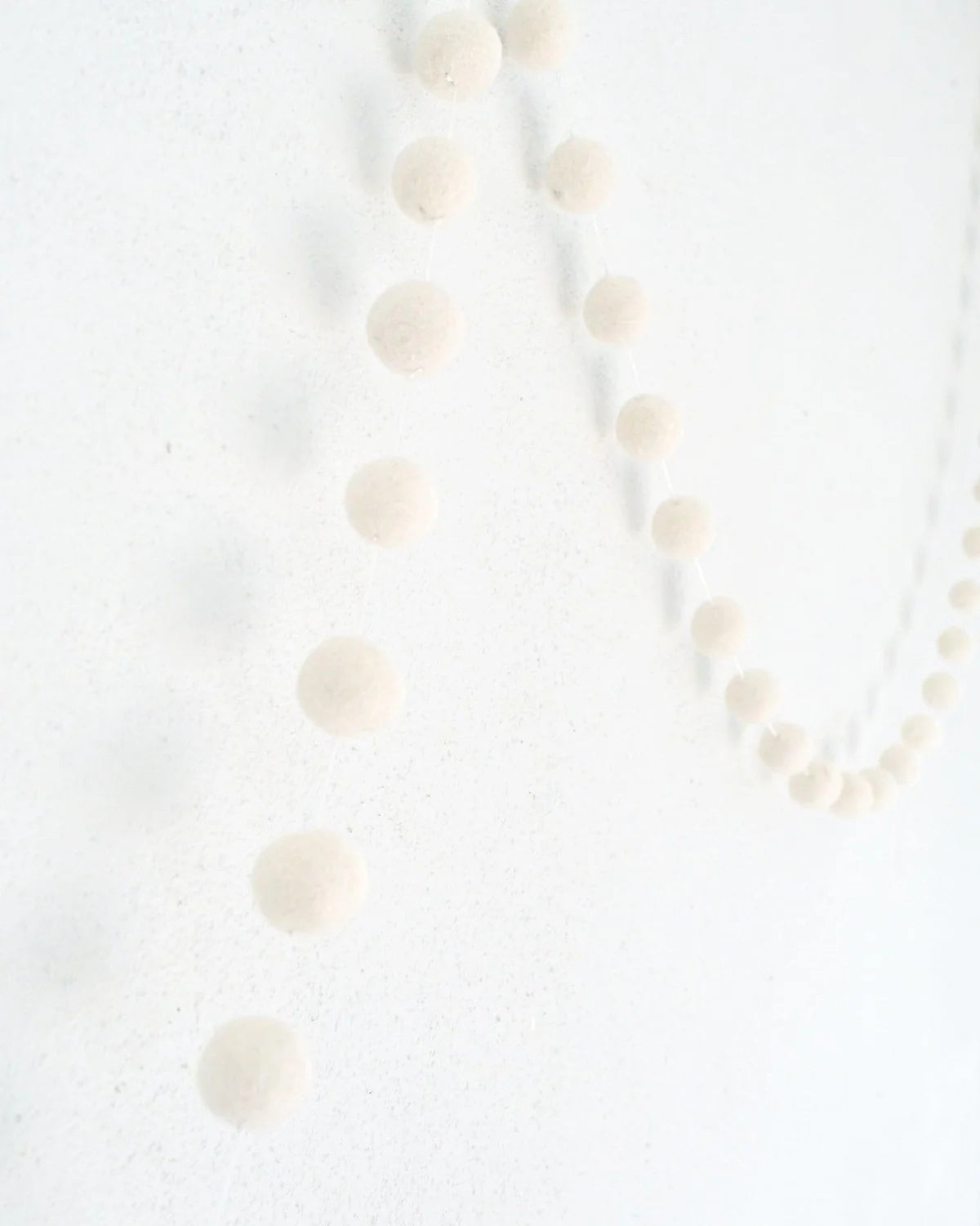 Pom pom ball felt garland - White-Fun-Little Fish Co.