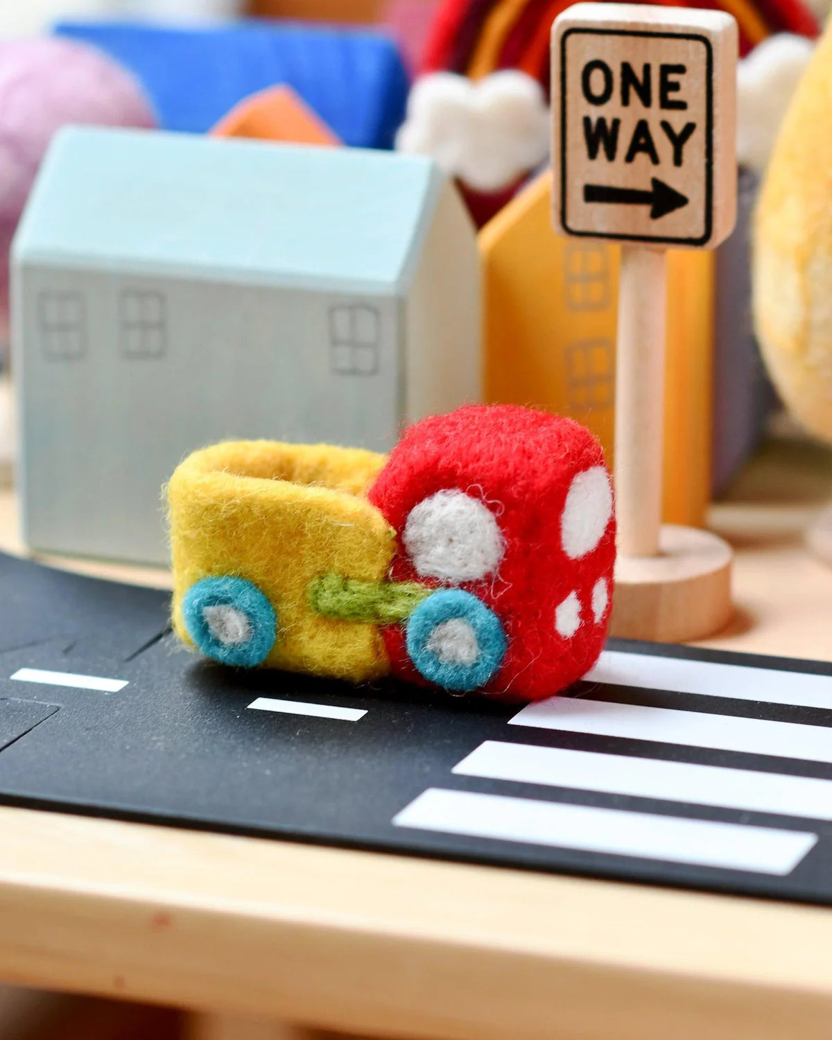 Felt Truck Vehicle Toy-Fun-Little Fish Co.