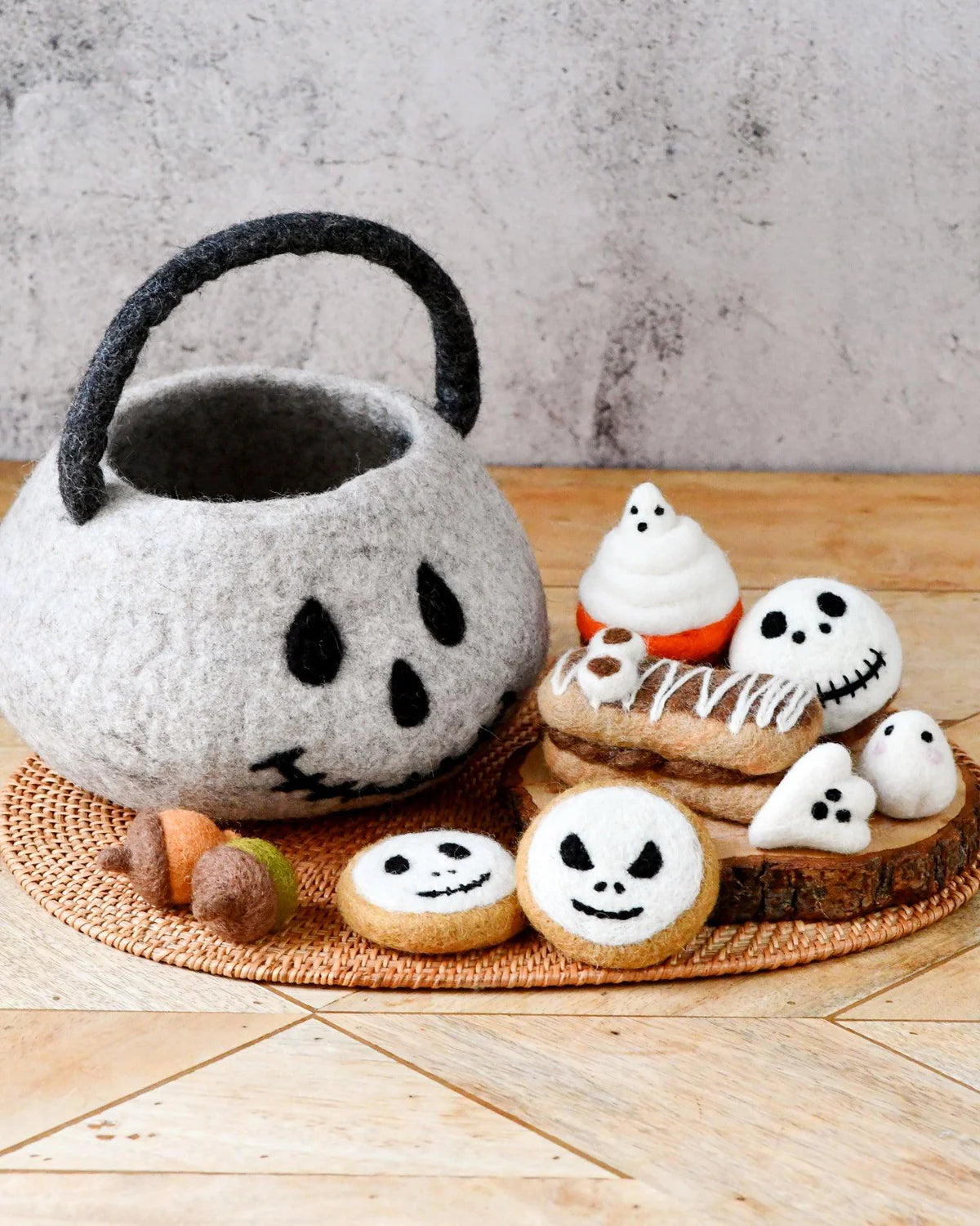 Felt Spooky ghost ( trick or treat) grazing set-Fun-Little Fish Co.