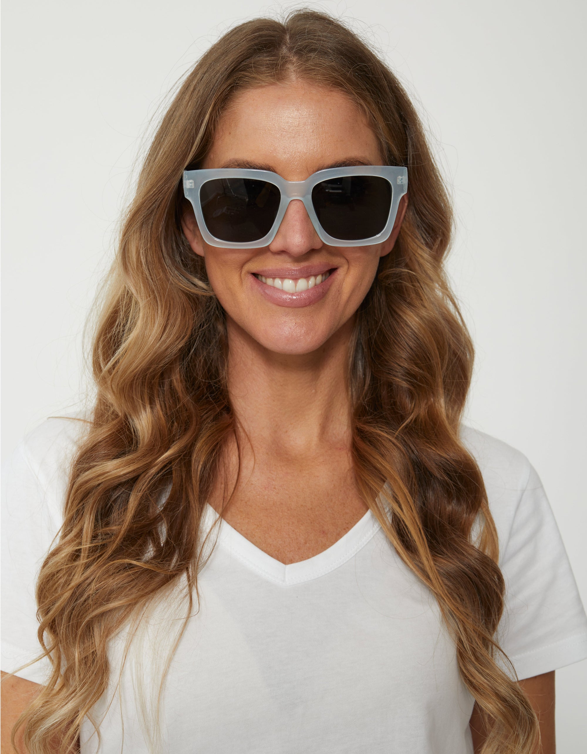 Avery Sunglasses in Grey-Little Fish Co.