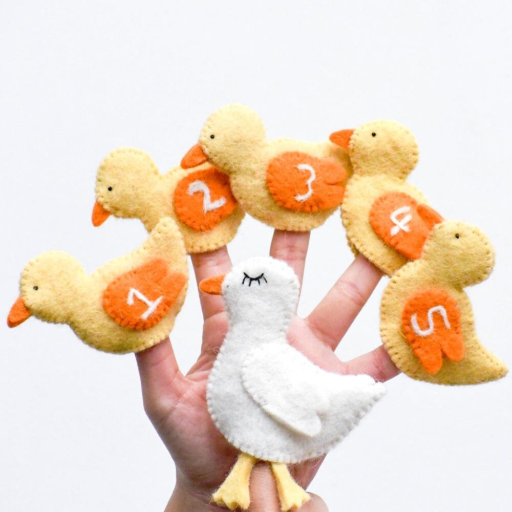 5 Little Ducks - Felt Finger Puppets Set-Little Fish Co.